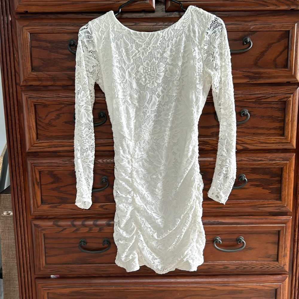 Emerald Sundae Small white dress